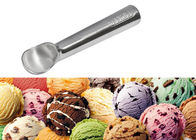 Los conos comerciales del azúcar del tamaño estándar/calentaron la cucharada del helado